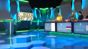 Максим Анфинагенов на съёмках программы «Своя игра». Москва. 2000-е. Фото из Архивов Максима Анфинагенова