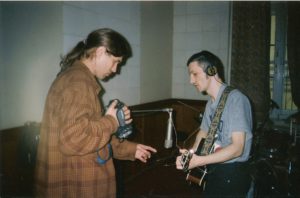 Пётр Белецкий и Александр Чернецкий на записи альбома «Comeback» на Ленинградской студии грамзаписи. Начало 2000 года.