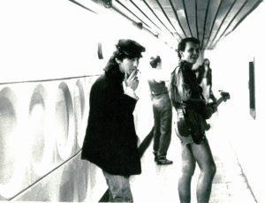 Александр Чернецкий и Павел Михайленко в коридоре. Таллин. 1988 год. Фото из архива Александра Чернецкого.