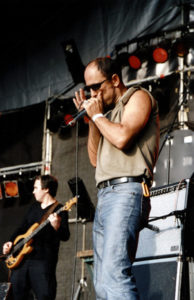 Наиль Кадыров и Александр Чернецкий. 5 июля 2003 года. На фестивале «Крылья-2003». Фото из архива Александра Чернецкого.