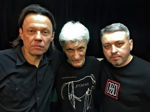 Игорь Ойстрах, Александр Чернецкий, Дмитрий Лапшин. Квартирник на Лобачевского. Казань. 21 декабря 2024 года. Фото: Дмитрий Артамонов